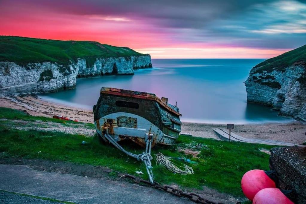 Trinket - The Cliff Top Cottage Sewerby Exterior photo
